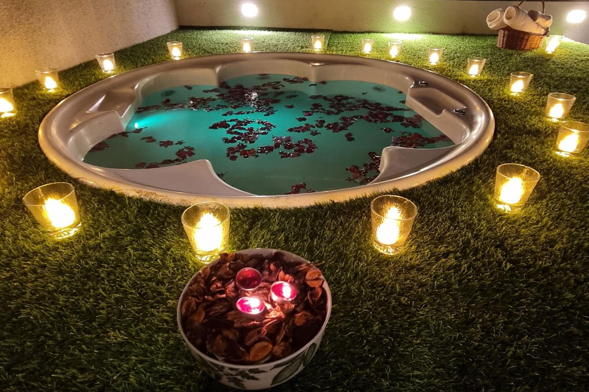 Euphoria Luxury Villa - 5Bhk - Private Pool - Jacuzzi, 巴加 外观 照片
